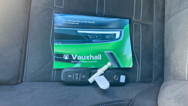 Vauxhall Astra 1.2 Turbo 130 Ultimate 5dr Petrol Hatchback